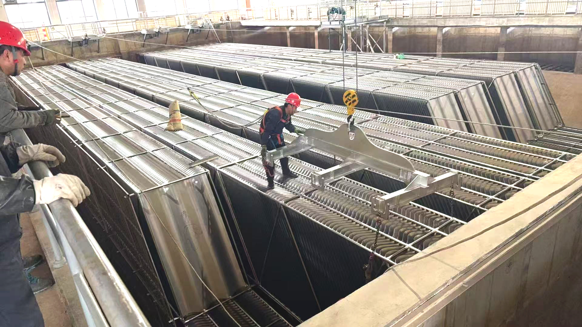 超长棱形框架不锈钢波形斜板